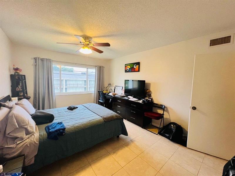 Image 15 of 15 For 5820 22nd Way  628