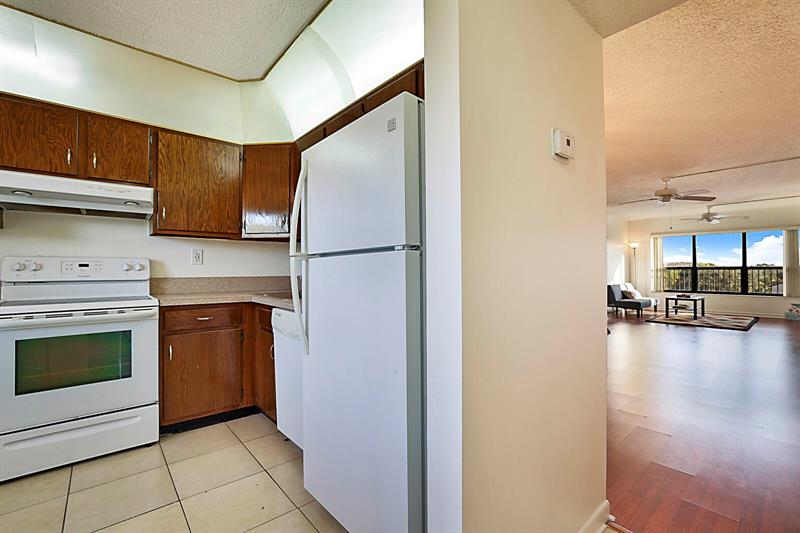 Image 15 of 30 For 3000 42nd Avenue  B508