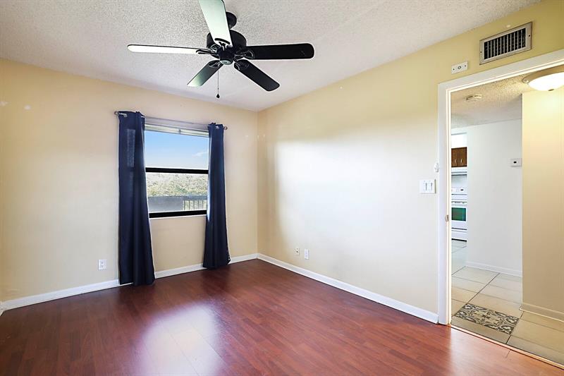 Image 22 of 30 For 3000 42nd Avenue  B508