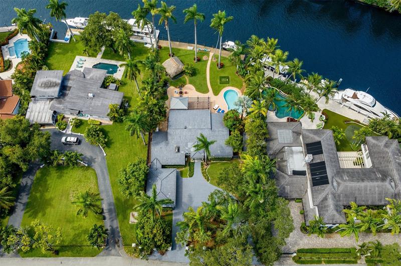 Image 7 of 60 For 913 Coconut Dr