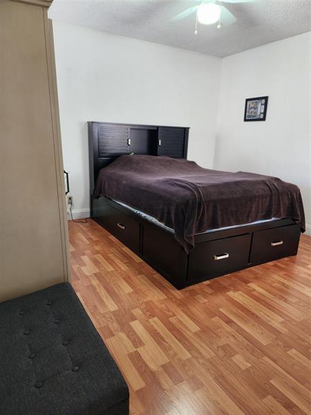 Image 22 of 32 For 11358 Taft St  11358