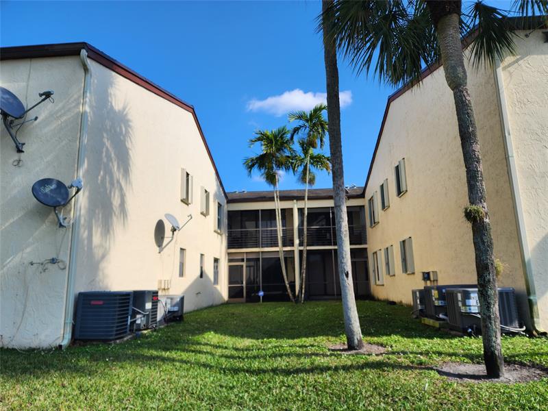 Image 32 of 32 For 11358 Taft St  11358
