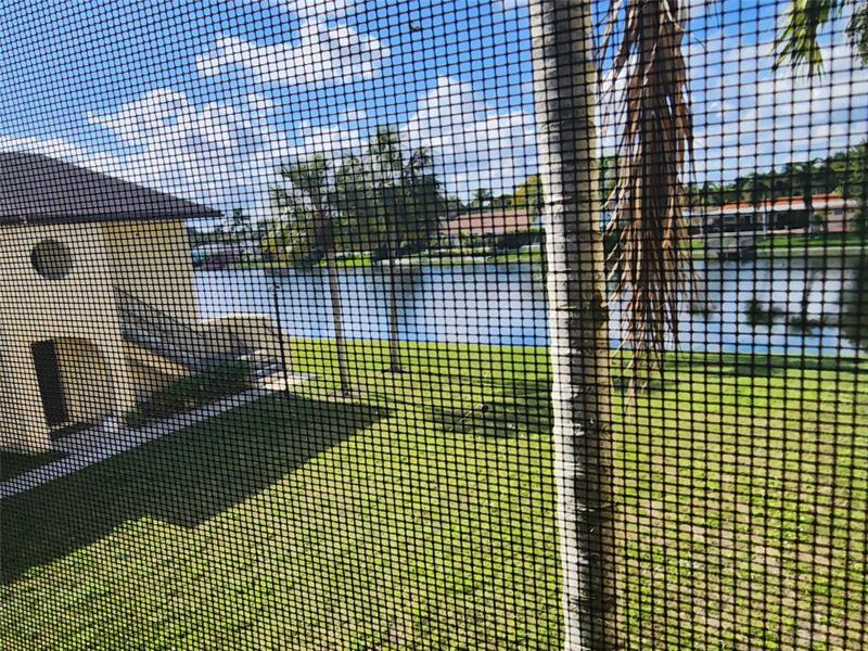 Image 7 of 32 For 11358 Taft St  11358