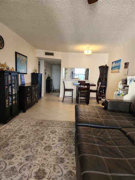 Image 8 of 32 For 11358 Taft St  11358
