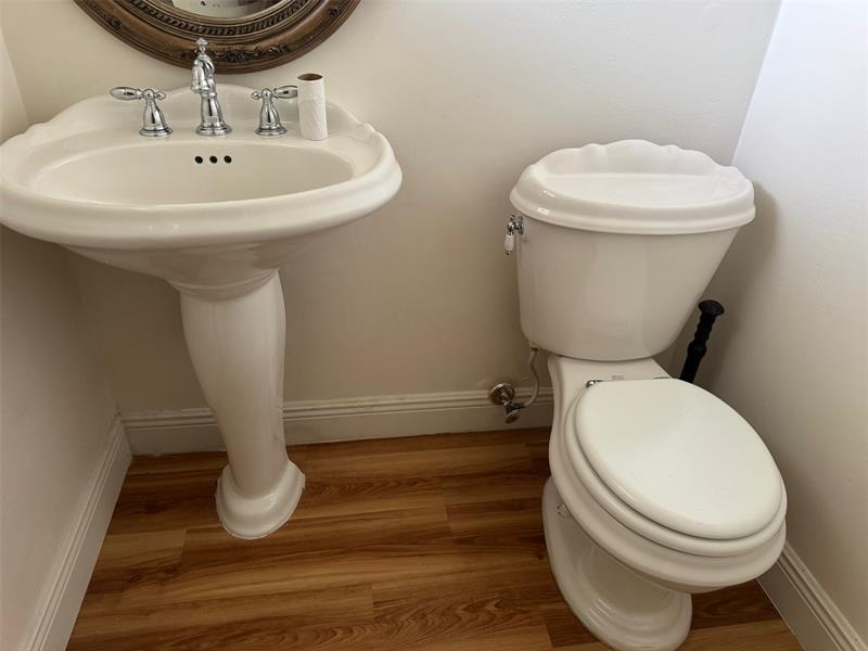 Image 11 of 30 For 3774 Inverrary Blvd  106p