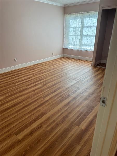 Image 18 of 30 For 3774 Inverrary Blvd  106p