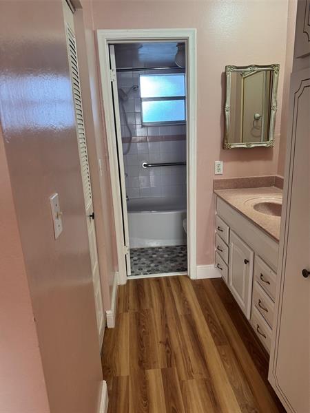 Image 21 of 30 For 3774 Inverrary Blvd  106p