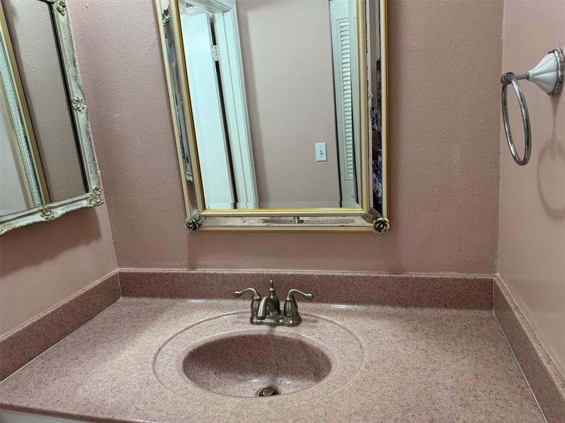 Image 22 of 30 For 3774 Inverrary Blvd  106p