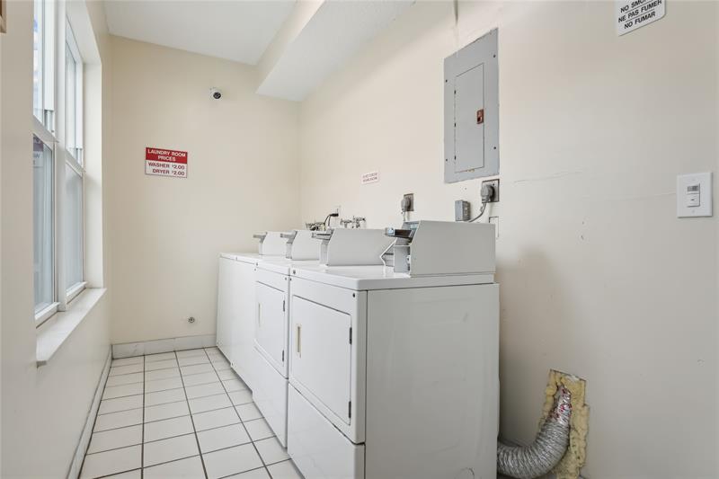 Image 10 of 14 For 326 Harrison St  103a