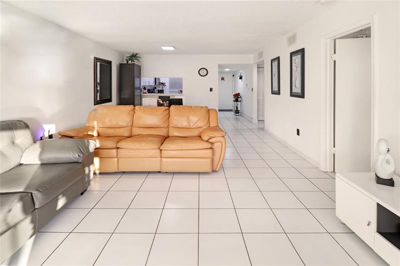 Image 18 of 35 For 4490 19th Ct  113