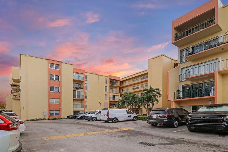 Image 6 of 35 For 4490 19th Ct  113