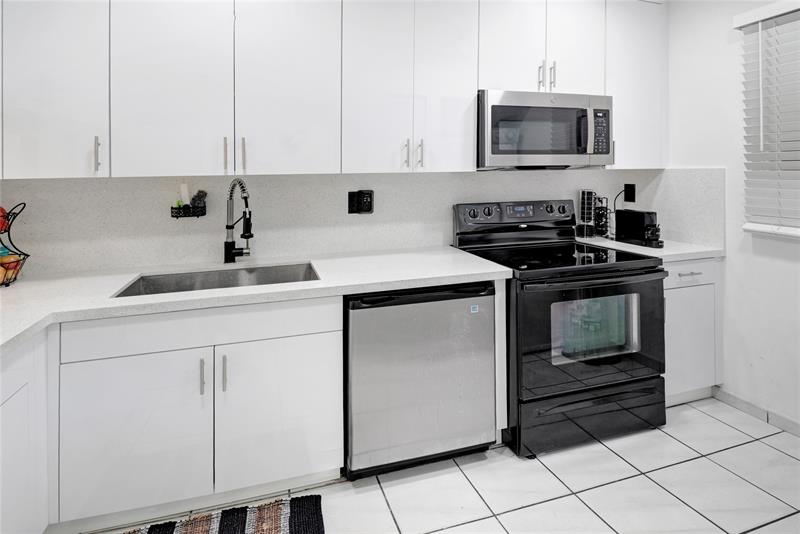 Image 8 of 35 For 4490 19th Ct  113