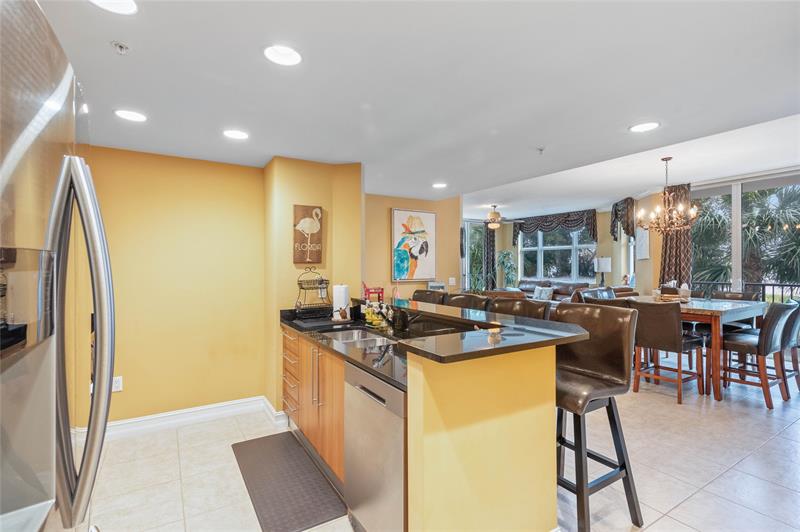Image 10 of 70 For 191 20th Ave  312