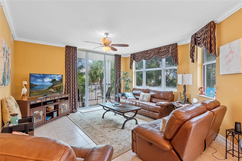 Image 28 of 70 For 191 20th Ave  312