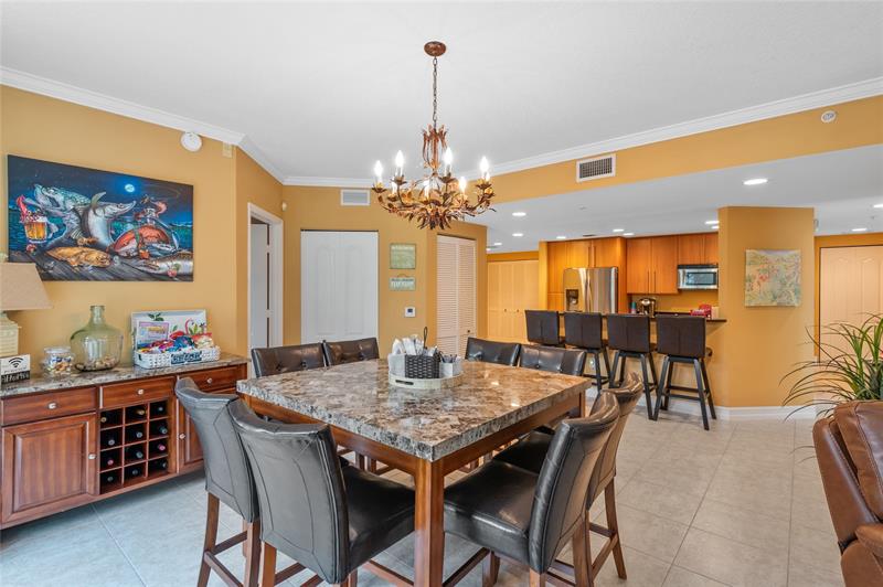 Image 30 of 70 For 191 20th Ave  312