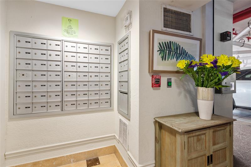 Image 39 of 70 For 191 20th Ave  312