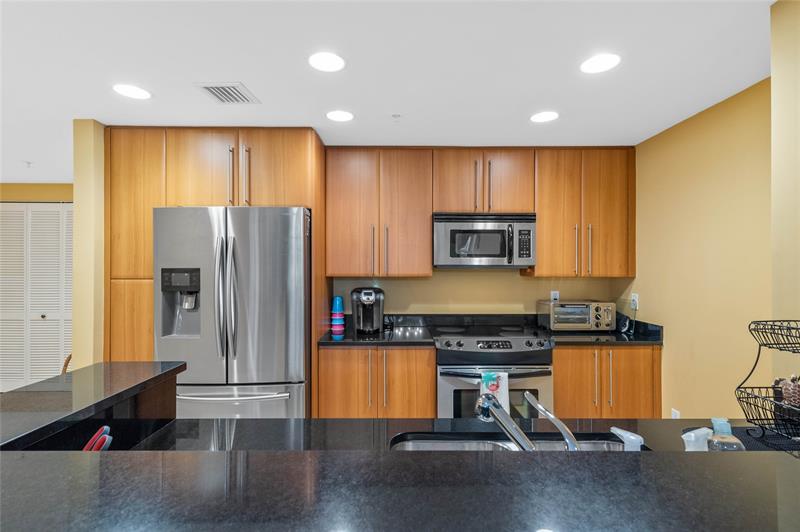 Image 7 of 70 For 191 20th Ave  312