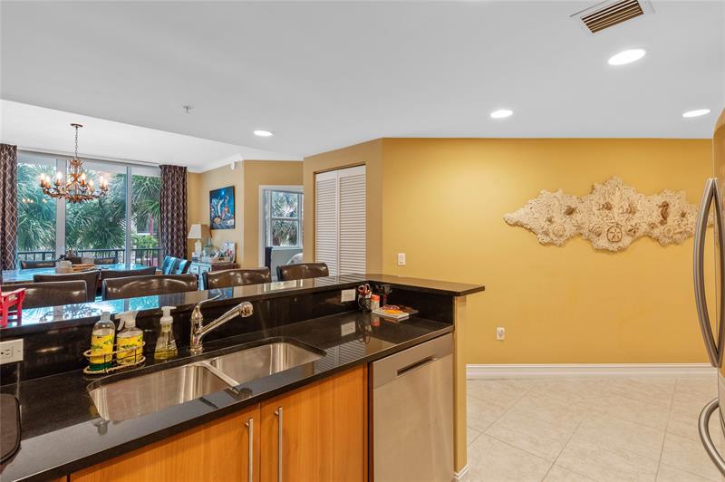 Image 9 of 70 For 191 20th Ave  312