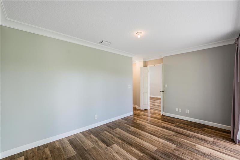 Image 11 of 22 For 7532 86th Ter  203