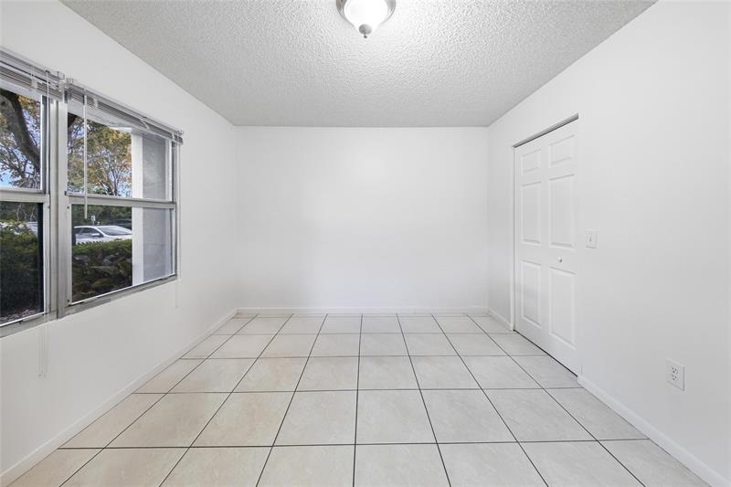 Image 16 of 35 For 550 137th Ave  104l