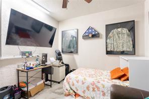 Image 13 of 38 For 6790 69th Ct