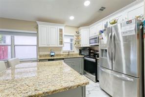 Image 20 of 38 For 6790 69th Ct