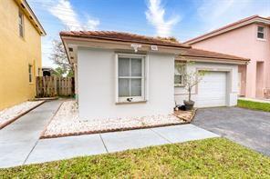 Image 3 of 38 For 6790 69th Ct