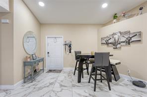 Image 9 of 38 For 6790 69th Ct