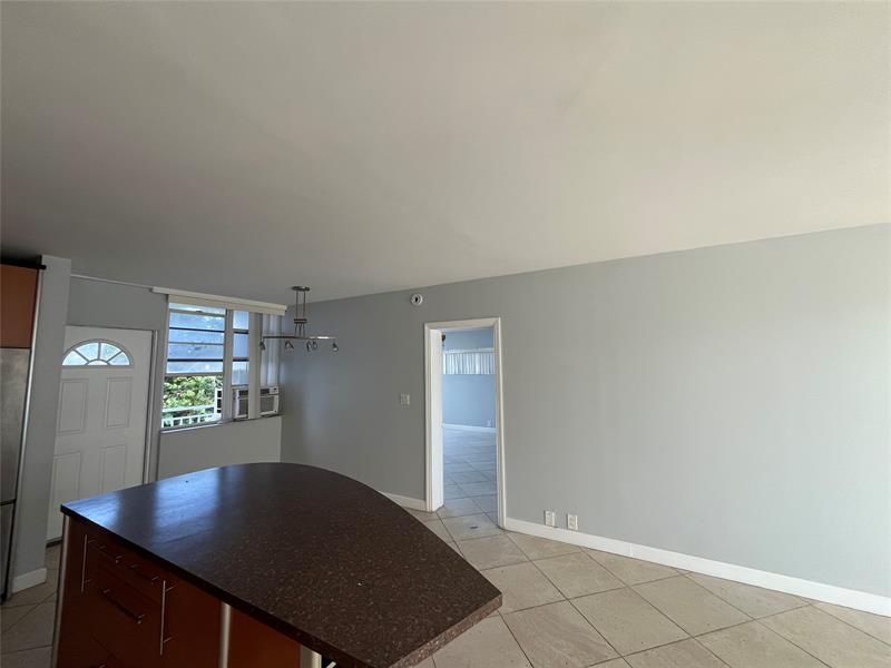 Image 10 of 31 For 1200 Fort Lauderdale Beach Blvd  10