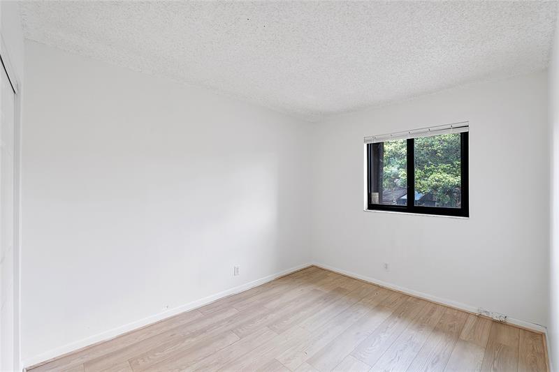 Image 14 of 29 For 2157 37th  2157