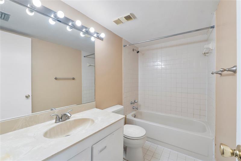 Image 15 of 29 For 2157 37th  2157