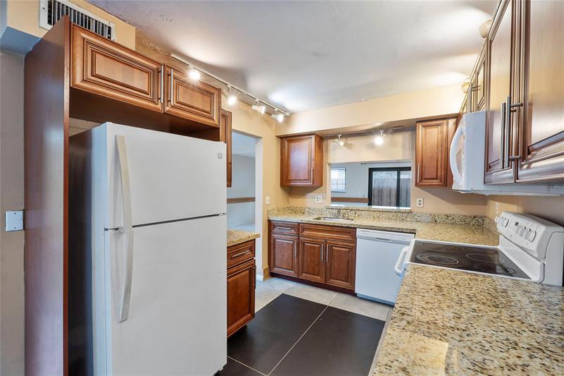 Image 3 of 29 For 2157 37th  2157