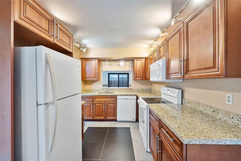 Image 4 of 29 For 2157 37th  2157