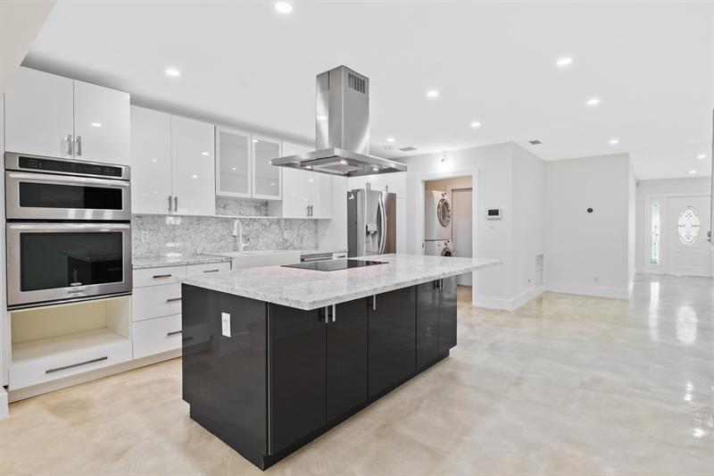 Image 6 of 40 For 2200 Ne 36th St, #1-2