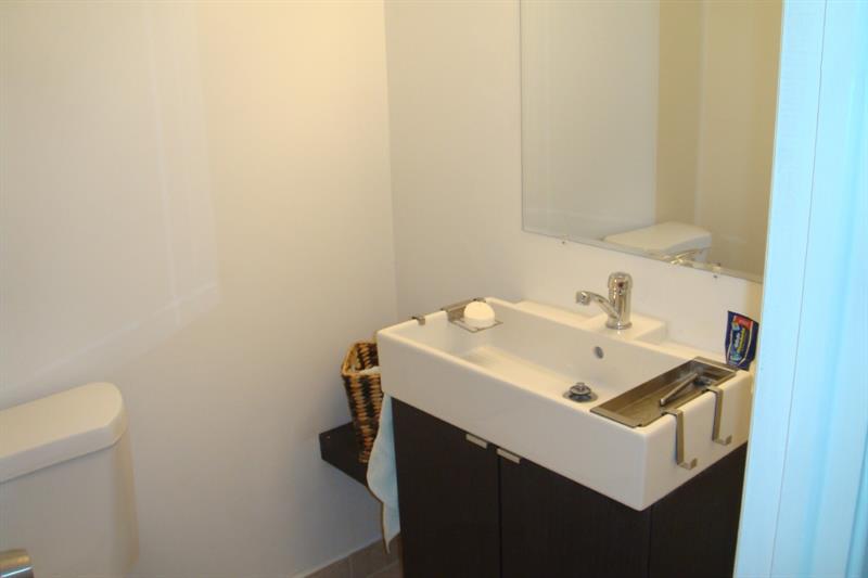 Image 17 of 21 For 500 Bayview Dr  1717