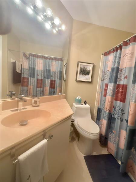 Image 15 of 30 For 5379 Verona Dr  E