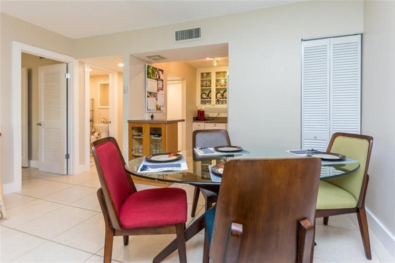 Image 23 of 48 For 1839 Middle River Dr  204
