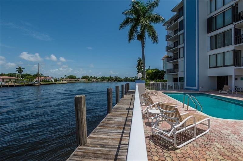 Image 43 of 48 For 1839 Middle River Dr  204