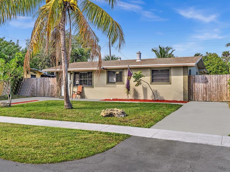 Image 2 of 48 For 5561 6th Ct  