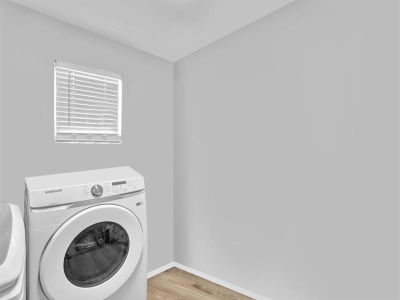 Image 27 of 48 For 5561 6th Ct  