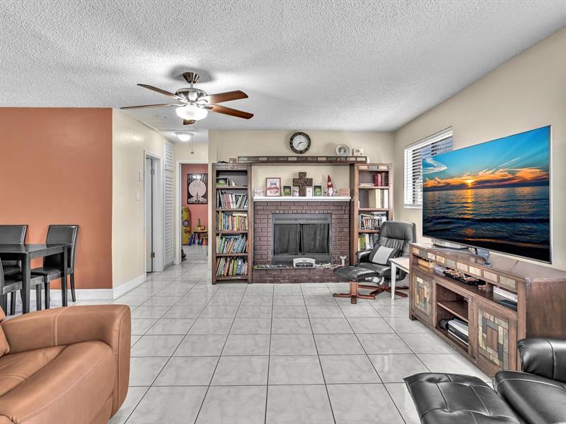 Image 3 of 48 For 5561 6th Ct  