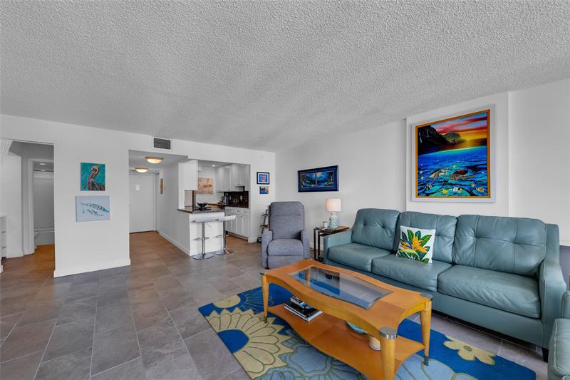 Image 3 of 48 For 3015 Ocean Blvd  9c