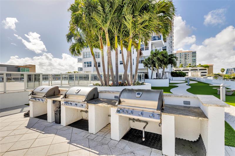Image 30 of 48 For 3015 Ocean Blvd  9c