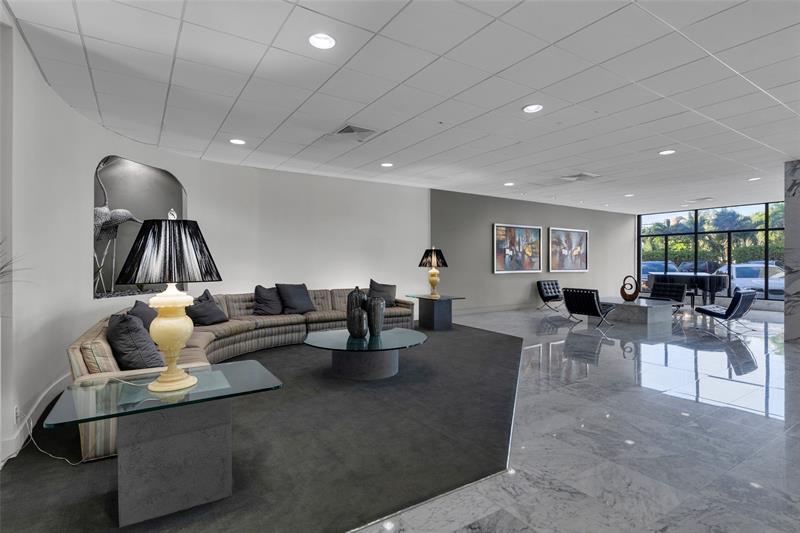 Image 42 of 48 For 3015 Ocean Blvd  9c