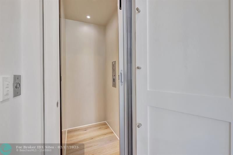 Image 29 of 95 For 130 Nurmi Dr