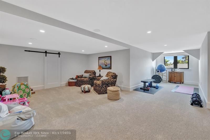 Image 64 of 95 For 130 Nurmi Dr