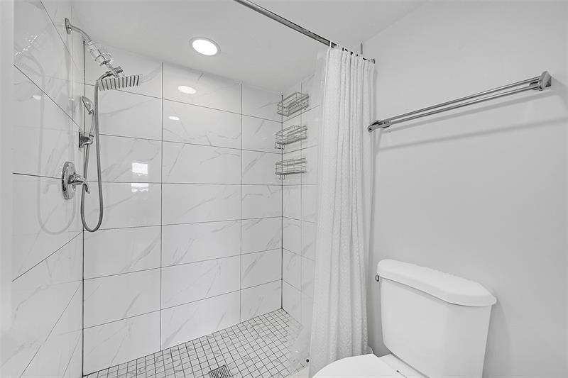 Image 15 of 20 For 2606 104th Avenue  303
