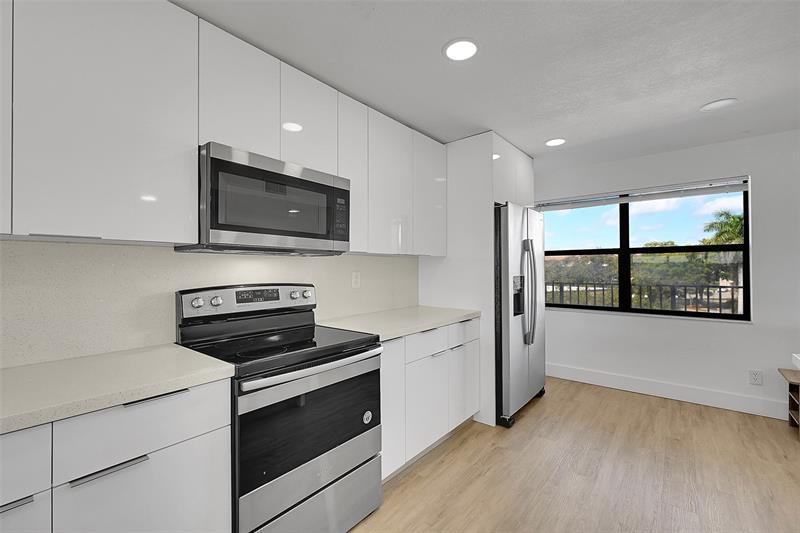 Image 6 of 20 For 2606 104th Avenue  303