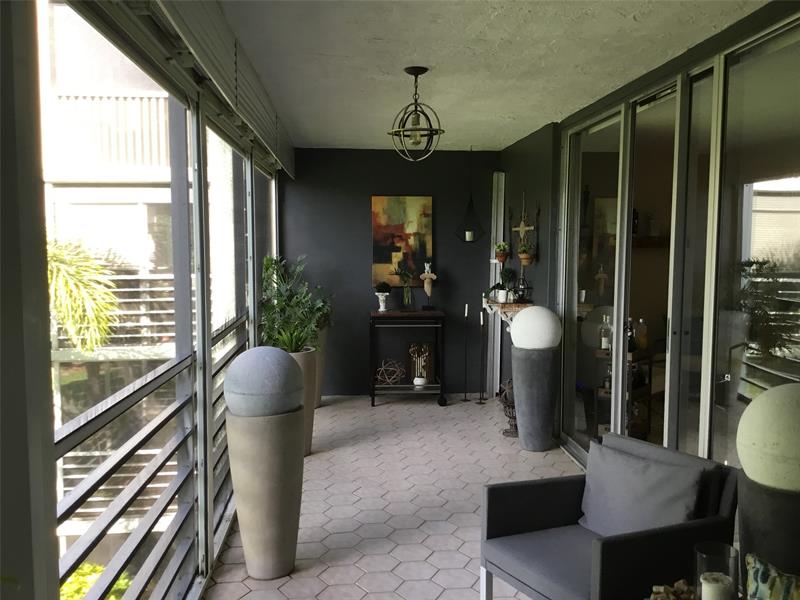 Image 31 of 35 For 806 Cypress Grove Lane  305