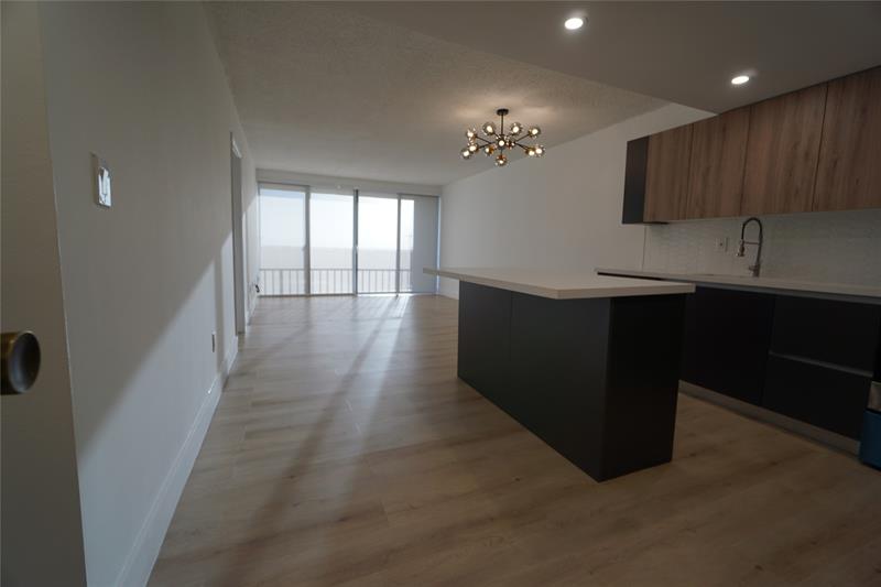 Image 11 of 40 For 1470 123rd St  1104